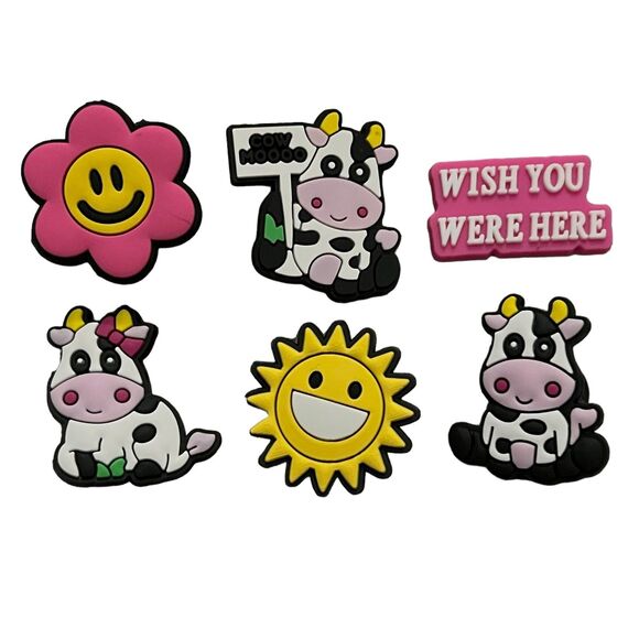 Set of 6 Croc Charms Groovy 70s Vibes Y2K Flowers Butterflies - Picture 1 of 2